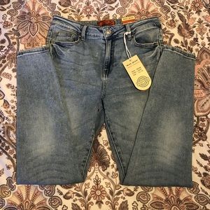 blue butt lift skinny jeans